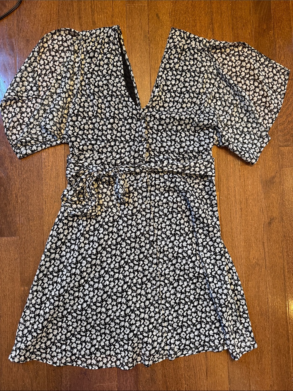AllSaints Black & White Floral V-Neck Dress